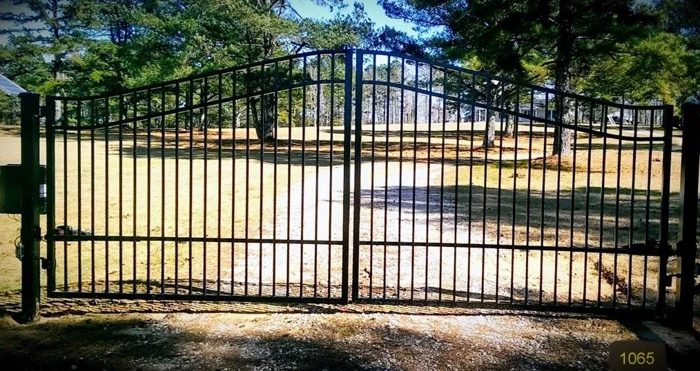 Simple Iron Gate